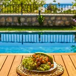 Vilă Uzumlu Village 2 Bedroom 7067